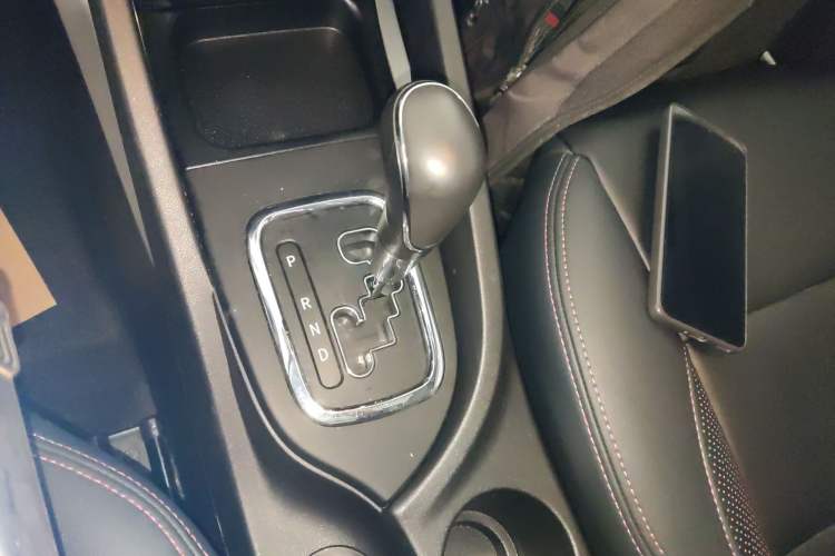 Used Changan CS35 2016 1.6L Automatic Luxury Model China V Standard
