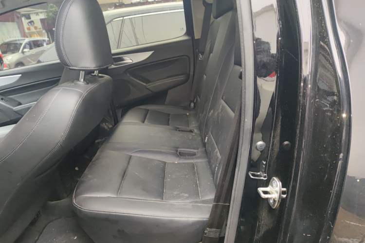 Used Great Wall Poer 2021 2.0T Commercial Version Automatic Diesel 4x4 Elite Long-Box GW4D20M