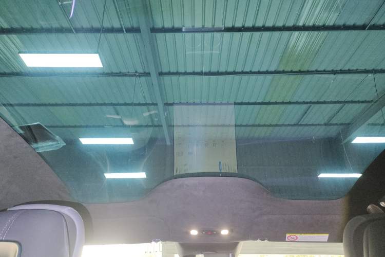 Used Xiaomi Auto YU7 2025 Ultra-Long Range High-Performance All-Wheel-Drive Max Edition
