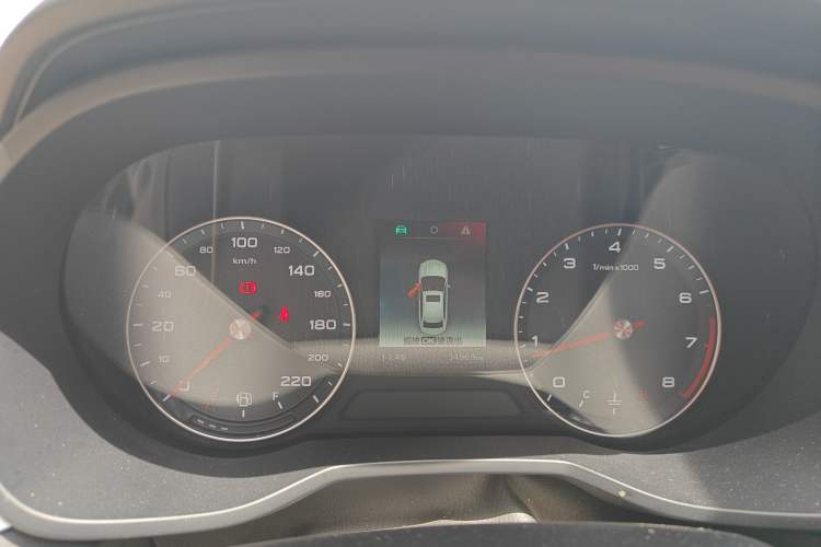 Used Roewe i5 2020 1.5L Manual 4G Connect Luxury Edition Instrument Cluster