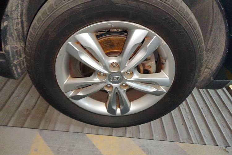 Used Hyundai ix35 2010 2.0L Automatic Two-Wheel Drive Elite Edition GLS
