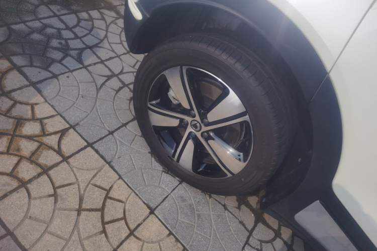 Used smart #1 2024 Dynamic Standard Edition Right Rear Wheel Hub