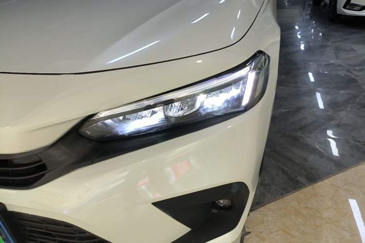 Used Honda Civic 2022 240TURBO CVT Dynamic Edition Left Front Headlight