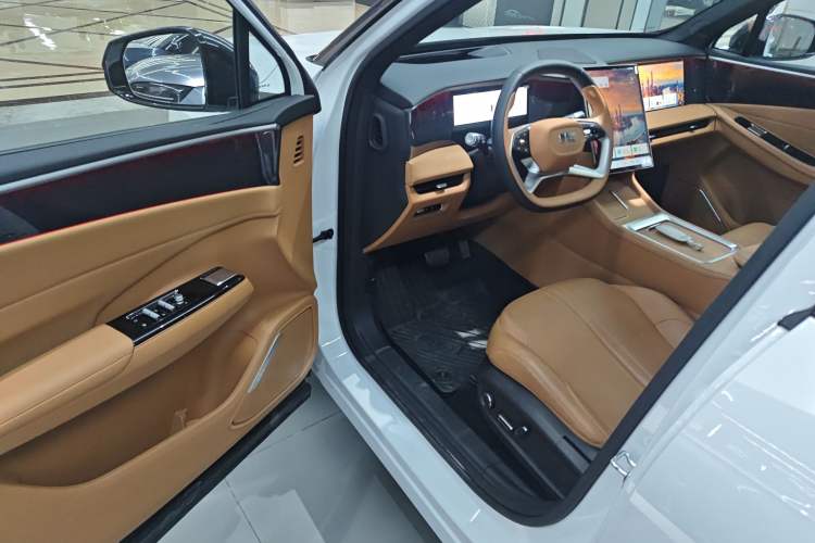 Used Geely Galaxy L7 2025 EM-i 115km Exploration+ Edition
