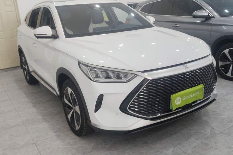 Used BYD Song PLUS New Energy 2021 DM-i 110KM Flagship PLUS Front Right 45 Deg