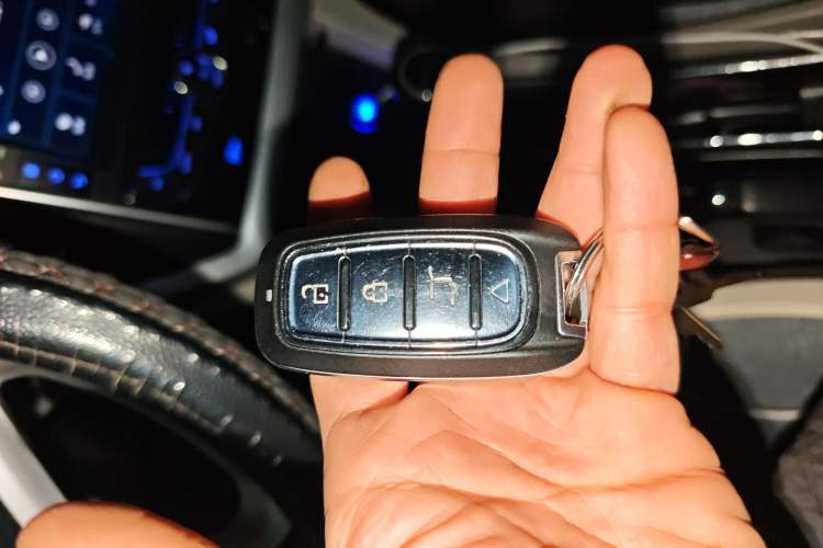 Used Geely Auto Emgrand 2016 Sedan 1.5L Manual Luxury Model