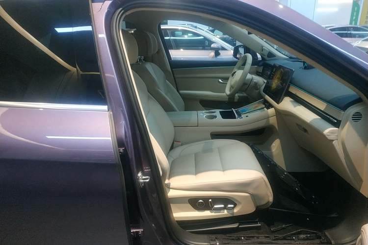 Used Hima AITO M5 2025 Extended-Range Ultra All-Wheel-Drive Version