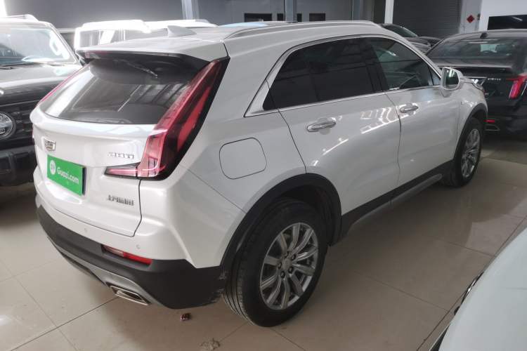 Used Cadillac XT4 2022 28T Two-Wheel-Drive Luxury Version

