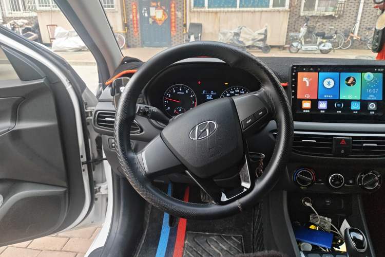 Used Hyundai Celesta 2020 1.6L Automatic GL Enjoyable Edition Steering Wheel