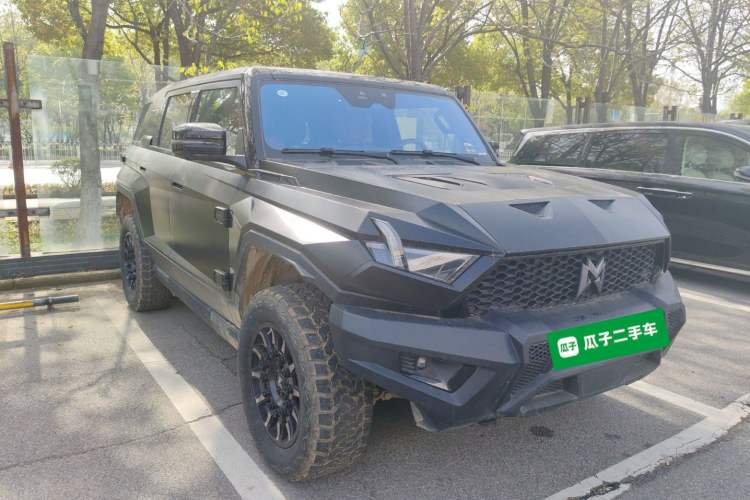 Used Brave warrior 917 2023 Range-Extended Base Model Front Right 45 Deg