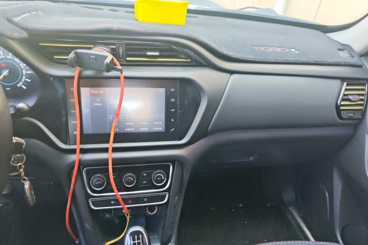 Used Chery Tiggo 3 2016 1.6L Manual ZhiShang Edition Audio And AC Panel