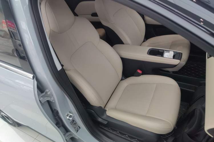 Used Wuling Bingo PLUS 2024 510 km Range 5-Seater Version