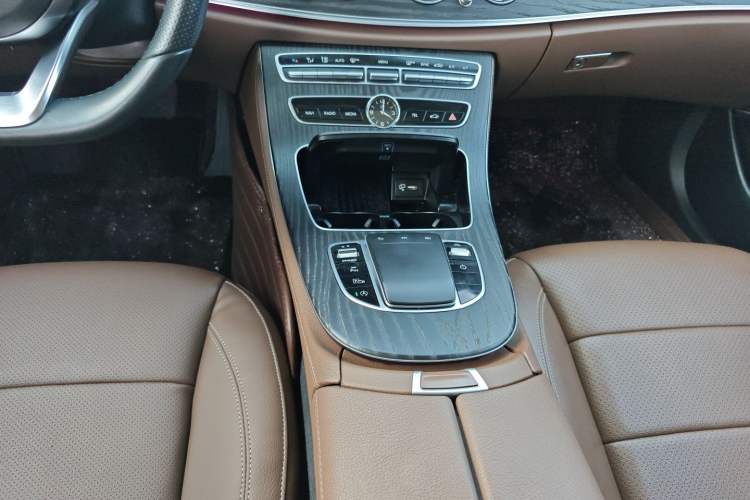Used Mercedes-Benz E-Class 2019 Restyled E 300 L Sporty and Stylish Edition