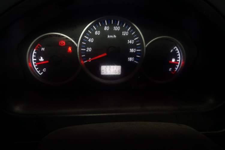 Used Dongfeng Xiaokang K05S 2019 1.2L Practical Version China VI Standard DK12 Odometer Close Up