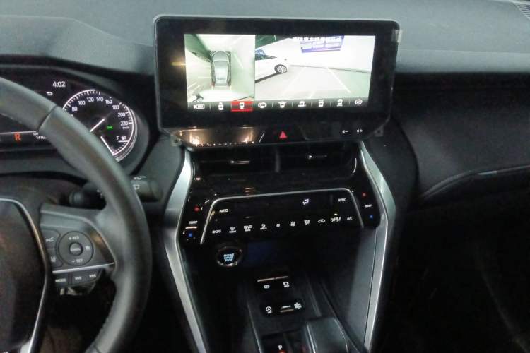 Used Toyota Venza 2023 2.0L CVT Two-Wheel Drive Luxury Edition
