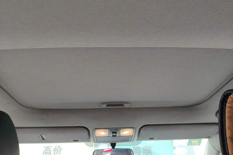 Used Hyundai Verna Ray 2014 1.4L Automatic GLX Headliner