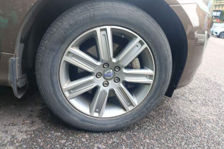 Used Volvo XC60 2015 T5 AWD Zhiyuan Edition
