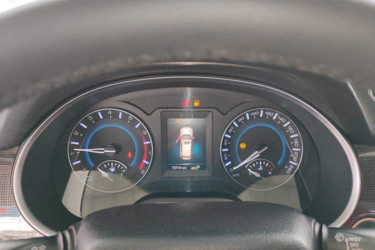 Used Haval H2 2018 Blue-Label 1.5T Dual-Clutch Two-Wheel-Drive Luxury Model Instrument Cluster