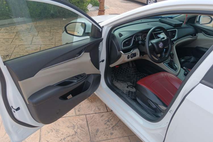 Used Buick GT 2021 Exemplar 1.5L Automatic Elite Version Driver Seat