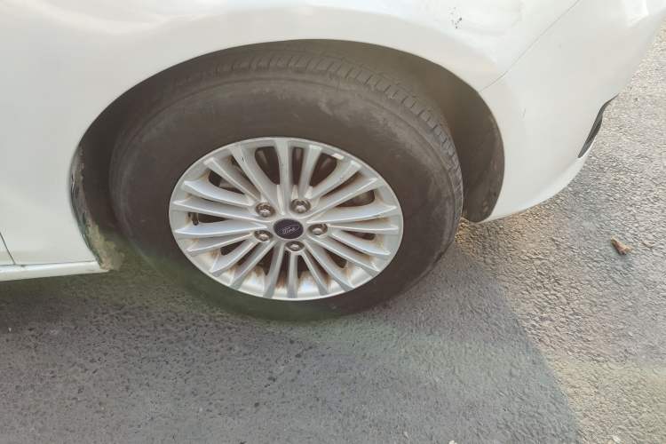 Used Ford Escort 2015 1.5L Automatic Comfort Edition