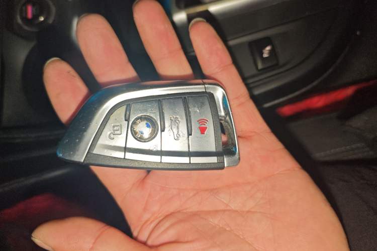 Used BMW 2 Series 2018 225i Convertible Coupe M Sport Edition Vehicle Key