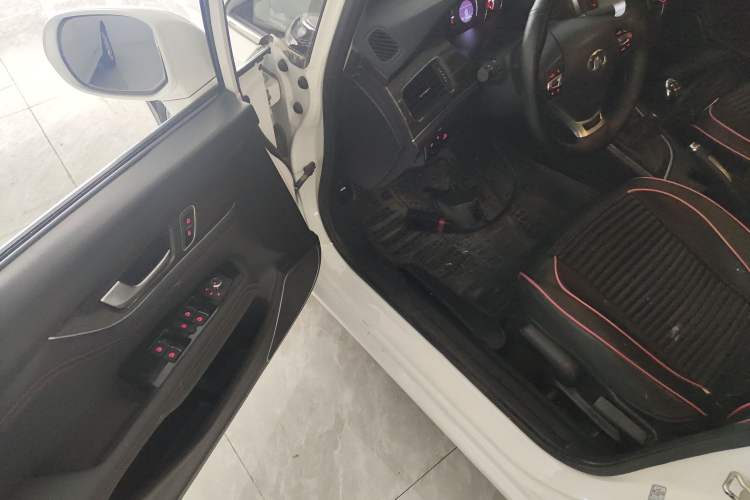 Used Great Wall C50 2014 Upgraded Model 1.5T Manual Comfort Version
