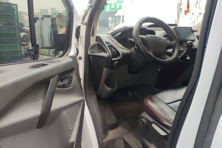 Used Ford Transit 2020 2.0T Diesel Multi-Function Commercial Vehicle Mid-Chassis Low-Roof Design with Dual Rear Doors Emission Standard China V
