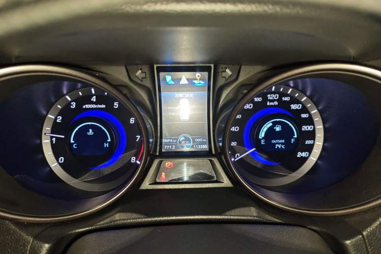 Used Changan CS75 2016 2.0L Manual Luxury Version China IV Standard
