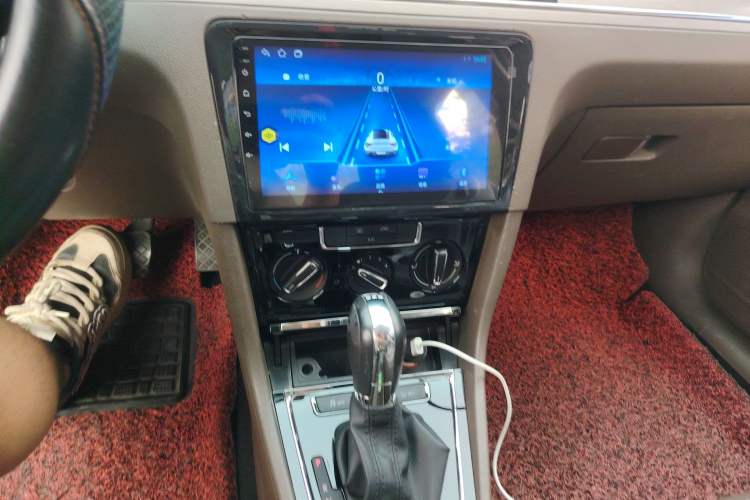 Used Volkswagen Bora 2014 1.4TSI Automatic Comfort Model Audio And AC Panel