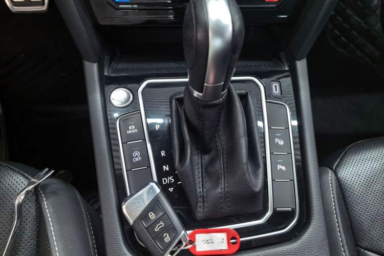 Used Volkswagen FAW-Volkswagen CC 2021 380TSI Striking Edition
