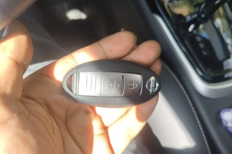 Used Nissan Tiida 2016 1.6L CVT Smart Drive Edition