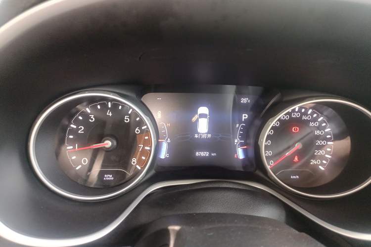 Used Jeep Compass 2017 200T Automatic Family Edition