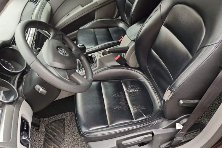 Used Skoda Superb 2013 1.4TSI Manual Shengshi Edition Left Front Seat