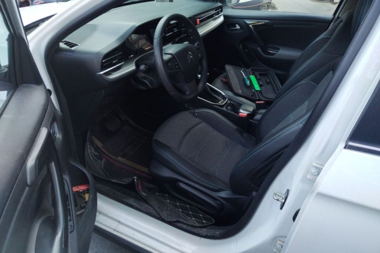 Used Citroen C3-XR 2021 190THP DCT ZhiShang Edition
