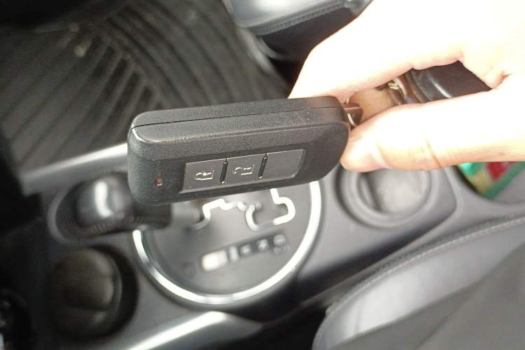 Used Mitsubishi ASX 2011 2.0 L Two-Wheel Drive XuanYi Version Vehicle Key