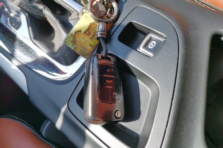 Used Buick Regal 2015 1.6T Elite Tech Model Vehicle Key