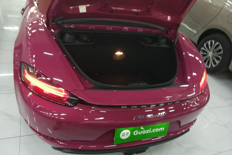 Used Porsche 718 2022 Boxster 2.0T Trunk