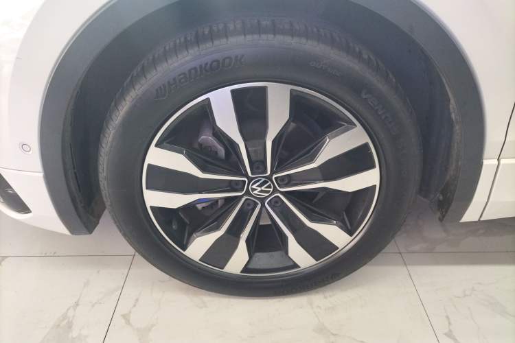 Used Volkswagen Tiguan L 2022 330TSI Automatic Two-Wheel Drive R-Line Enhanced Edition
