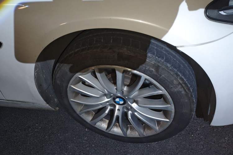 Used BMW 5 Series 2014 525Li Luxury Design Package
