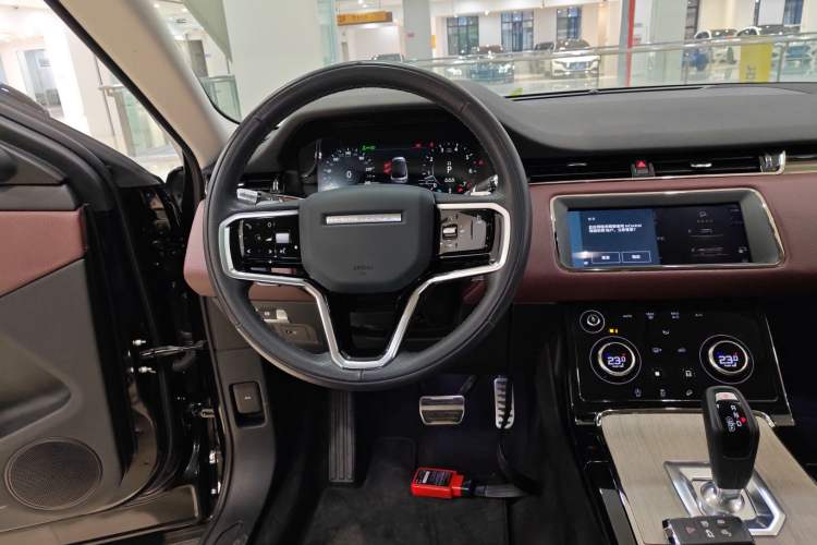 Used Land Rover Range Rover Evoque 2021 Range Rover Velar 249 PS R-Dynamic S Performance Edition