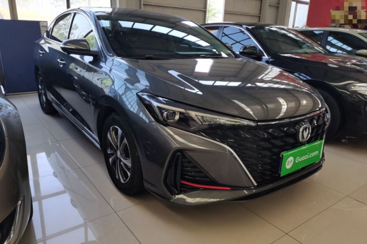 Used CHANGAN Eado 2025 PLUS 1.4T Dual-Clutch High-Energy Version Front Right 45 Deg