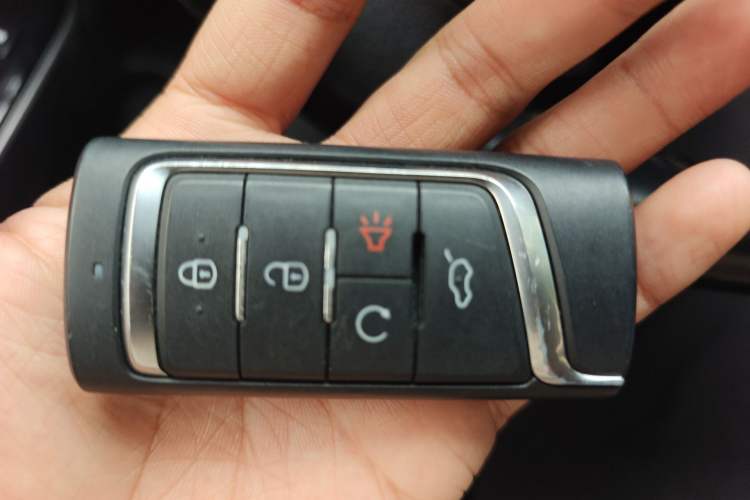 Used GAC Trumpchi GS7 2017 280T Two-Wheel Drive Luxury Model