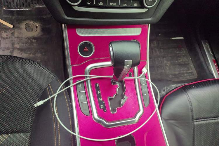 Used Land X7 2015 2.0T Panoramic Luxury Edition