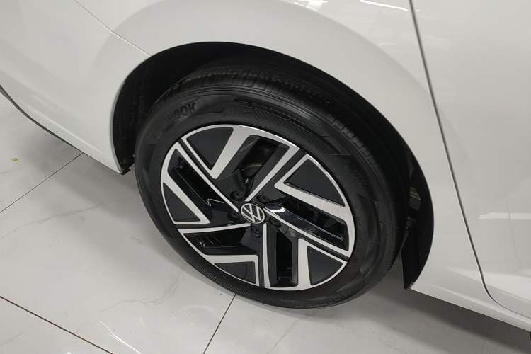 Used Volkswagen Sagitar 2025 Revised 300TSI DSG Excellence Edition