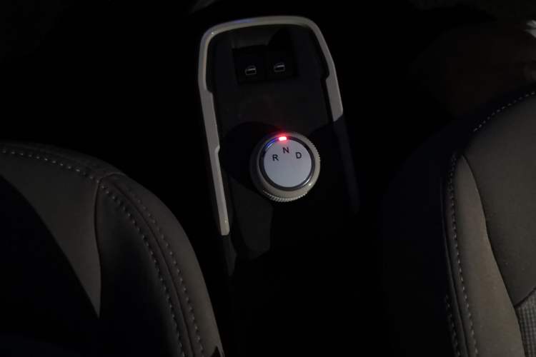 Used Chery QQ Ice Cream 2023 120km Ice Cream-Type Lithium Iron Phosphate