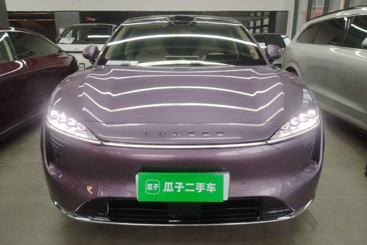 Used Hima Luxeed R7 2024 All-Electric 802 km Max Front