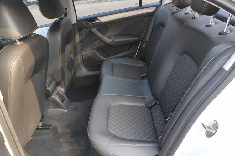 Used Skoda Rapid 2019 1.5L Automatic Comfort Edition China V Standard