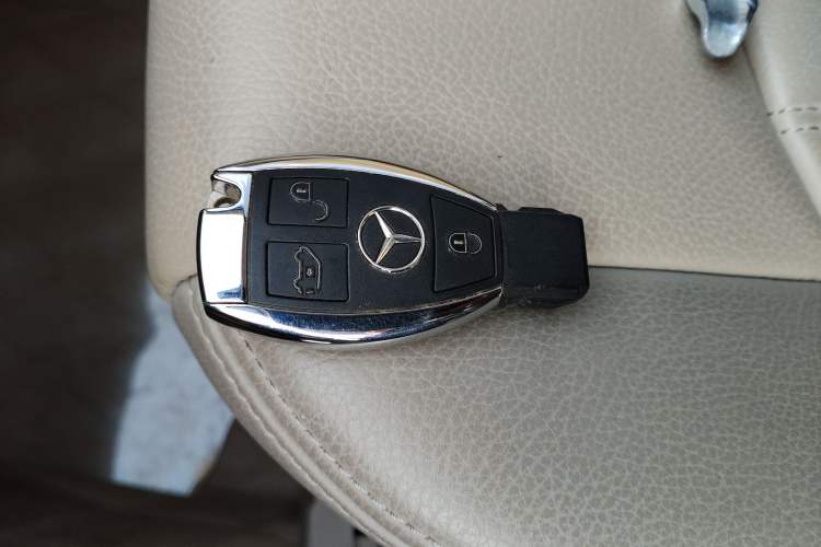 Used Mercedes-Benz Viano 2013 3.0L Comfort Edition Interior 1