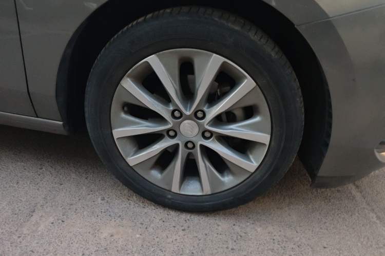 Used Buick GL6 2019 18T 6-Seater Connected Luxury Version China VI Standard