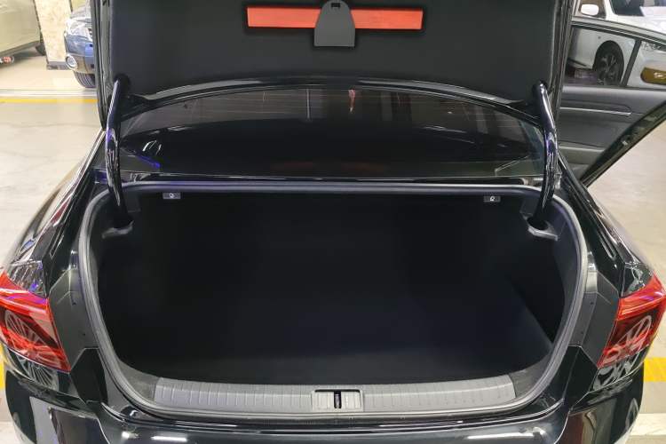 Used Volkswagen Magotan 2020 330TSI DSG Luxury Edition